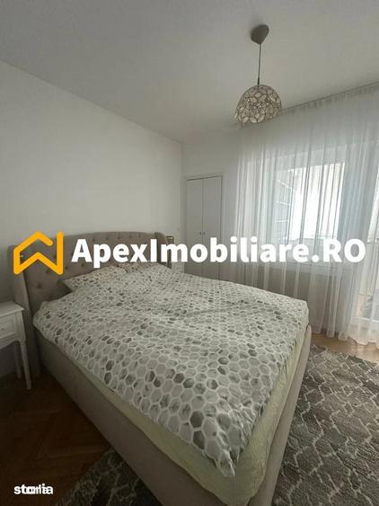 Apartament cu 3 camere semidecomandat în Ultracentral