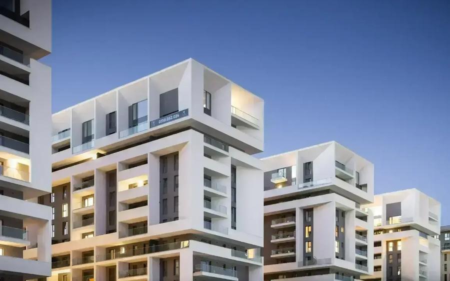 Apartament cu 3 camere semidecomandat în Pipera