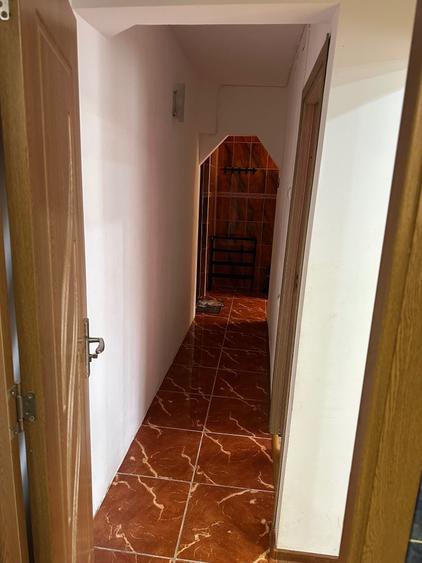 Apartament cu 2 camere decomandat în Aeroport