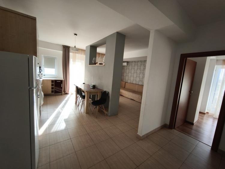 Inchiriere Apartament 2 camere spatios pe malul marii - 33