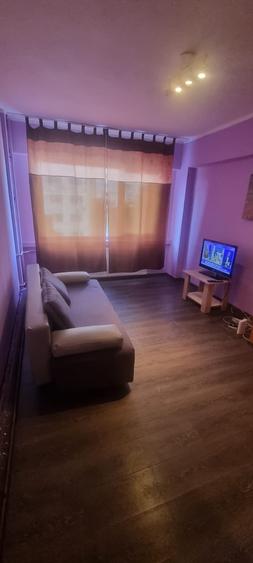 Garsonieră de vânzare – zona Port - 1