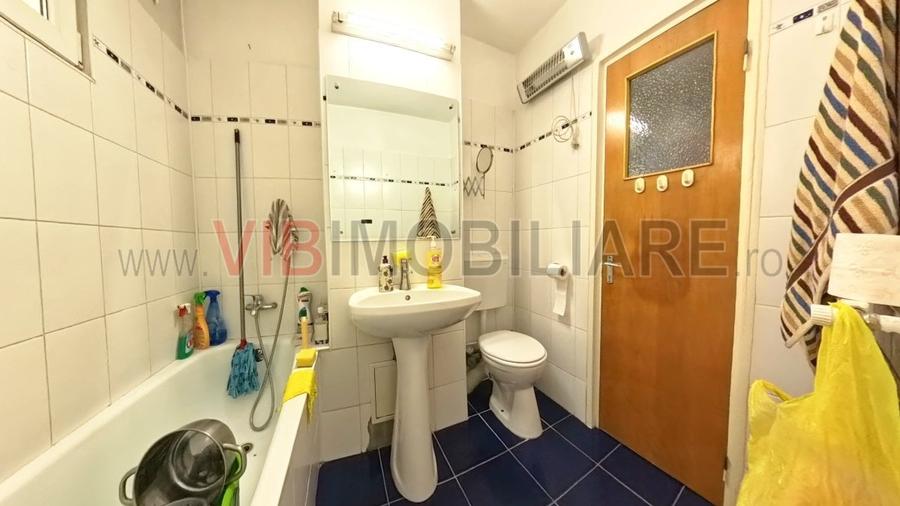 Titulescu - Piata Victoriei - Str Dr. Iacob Felix - 3 camere decomandat - 8