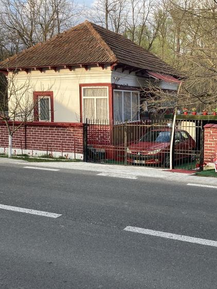 Casa , Com. Tomsani, jud. Valcea - 5