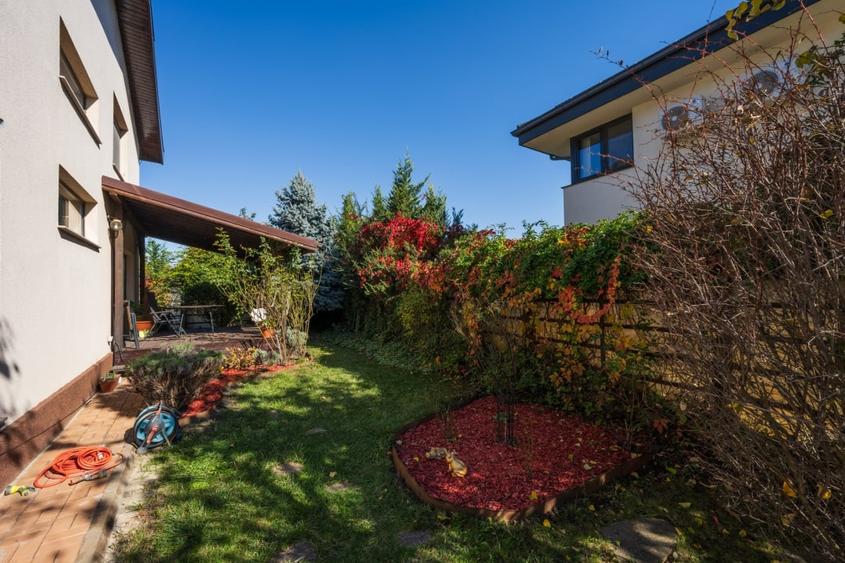 Descopera Caminul Perfect: Vila Individuala P+M de 170 mp Utili, Strada Doinei - 4