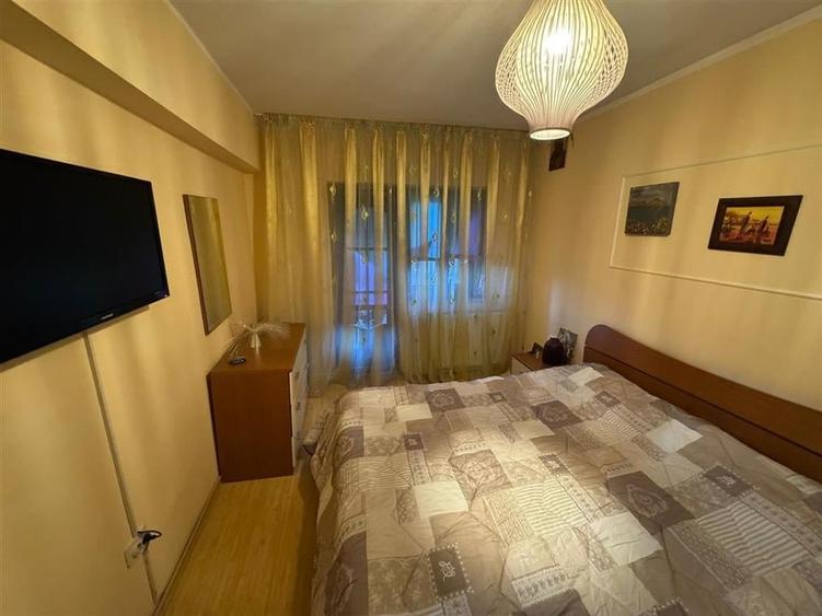 Apartament 3 camere, etaj 3 , zona Liceul Pedagogic, mobilat - 8