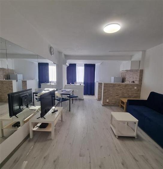 Garsoniera, Gara de Nord, - 1