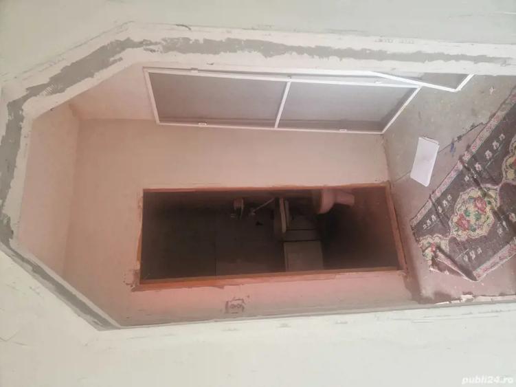 vand apartament et 4 - 5