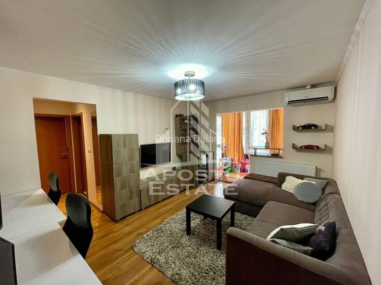 Apartament 3 camere, zona Complexului Studentesc Apartament 3 camere, zona Complexului Studentesc
