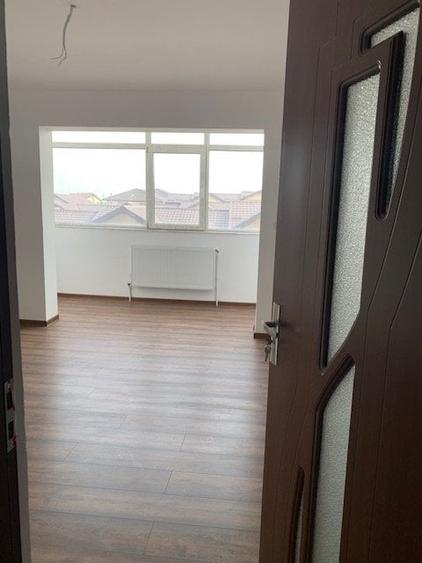 Apartament 2 camere Miroslava, 100 ml de statia de autobuz, str C-tin Langa 40 - 10