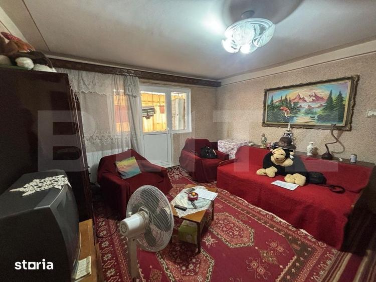 Apartament cu 2 camere, mobilat în Micro 11