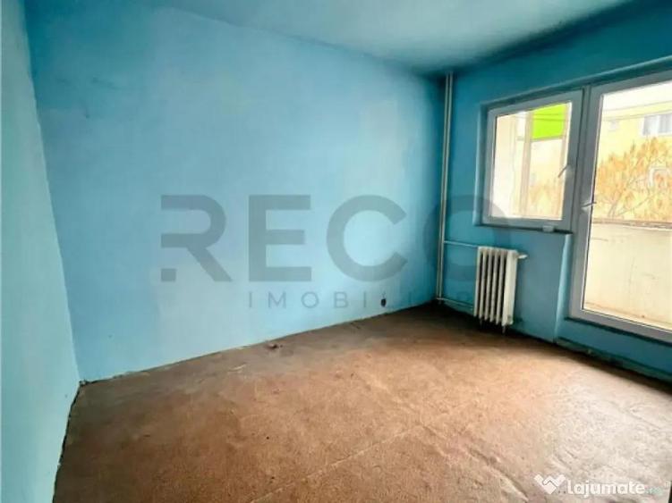 RECO Apartament 3 camere cu potential, etaj 2, Calea Aradulu - 7