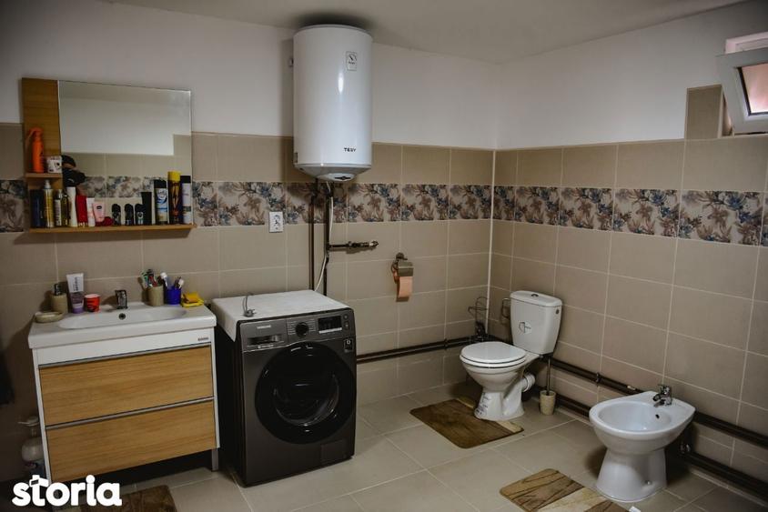 Vand casa 12 camere centrul comunei Pischia. - 13