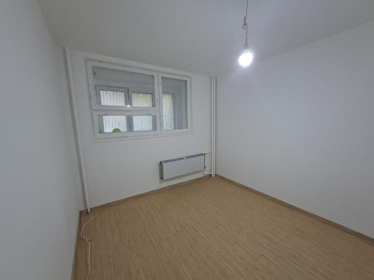 Obor,Mihai Bravu langa Primaria Sectorului 2 - 5