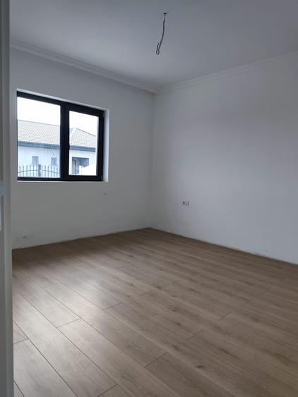 FARA COMISIOANE Sabareni casa cu 4 camere 2 bai PARTER placa drum asfaltat - 8