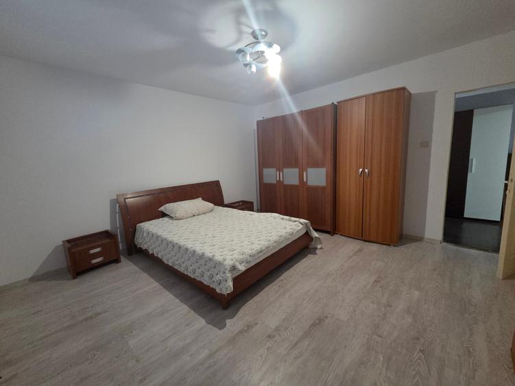 Apartament de inchiriat - 4