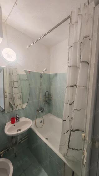 Inchiriez apartament o camera Arad ultracentral - 2