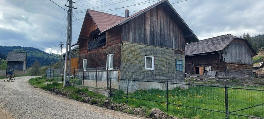 Spre vanzare proprietate Manastirea Humorului - Suceava - Bucovina - 1