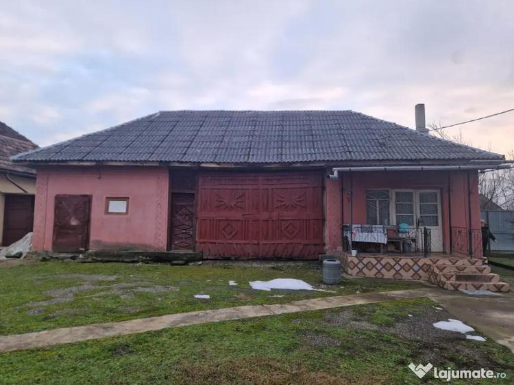Casa veche cu teren generos sat Mogo?e?ti, com. Satu - 6