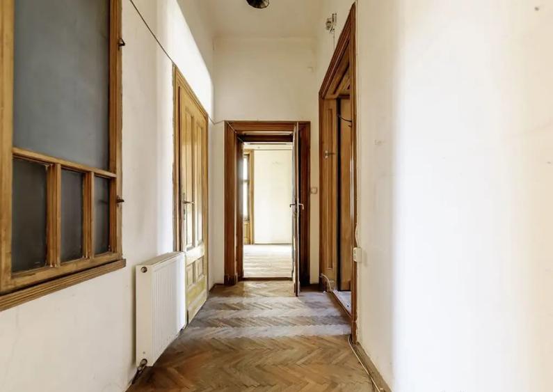 VANDUT! Apartament cu 4 Camere in Palatul Bohu?, Arad - 2