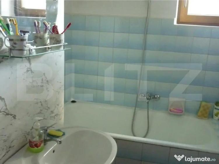 Apartament de vanzare, 4 camere, 100 mp, zona Vama, Suceava - 8