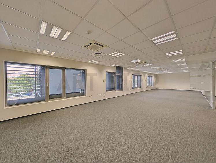 Zero comision, 145-439mp birou Grozavesti - Splai, 5 minute metrou - 1