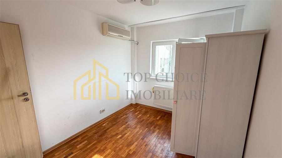 4 CAMERE DOROBANTI POLONA - BLOC 1981 - ETAJ 4 - VEDERE LINISTITA PE INTERIOR - 9