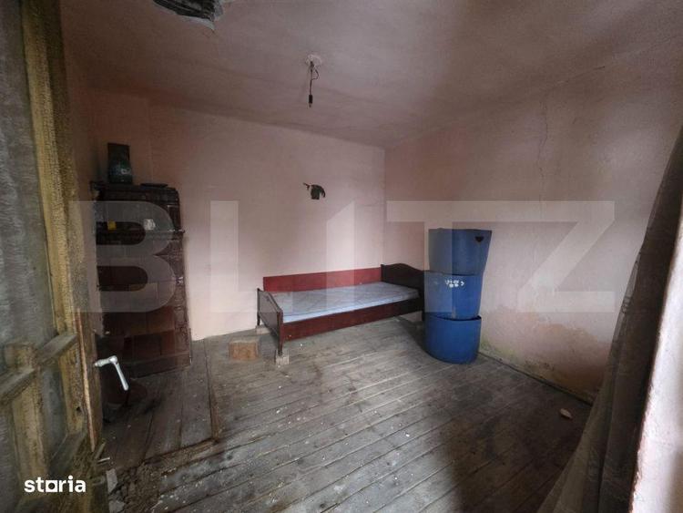 Casa de vanzare, 667 mp, zona Razvad - 2