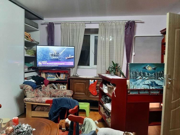 vand apartament cu o camera la casa, curte proprie, central in Dej - 1