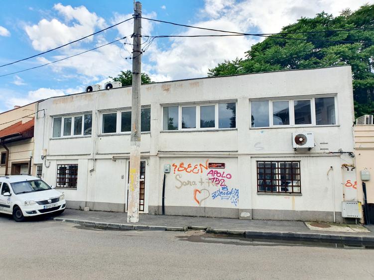 Clădire birouri 1990 ideal clinica - 1