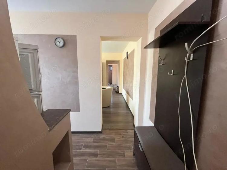 Apartament cu 4 camere semidecomandat, mobilat în Lugoj