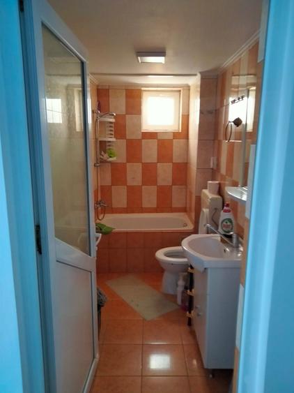 Inchiriez apartament - 2