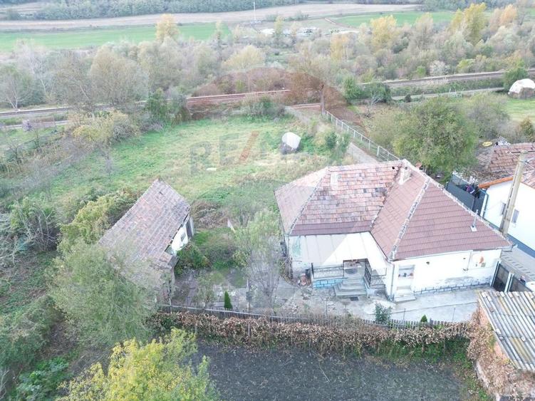 Casa de vanzare cu 3 camere in Axente Sever, jude?ul ... - 8