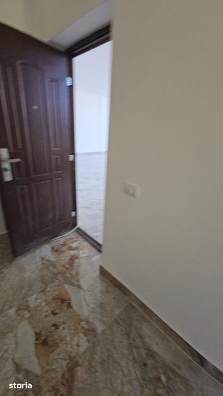 Spațiu comercial, de 200 mp, în Central