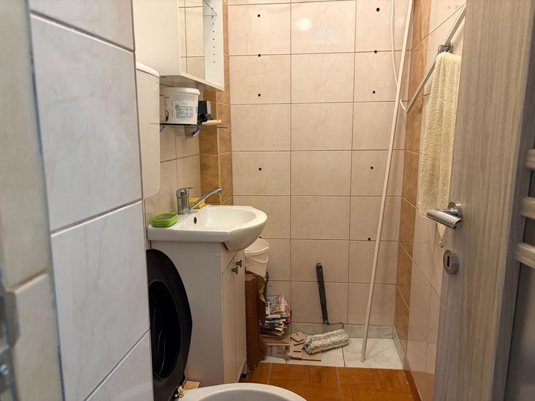 Apartament spatios cu trei camere, Aparatorii Patriei, 124.000€ - 7