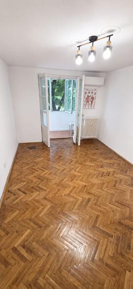 Vand apartament cu 2 camere zona Victoriei - 5