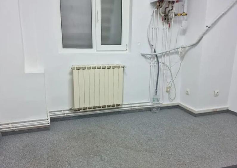 Zona Universitate Batistei mezanin 79 mp plus balcon 17 m... - 3