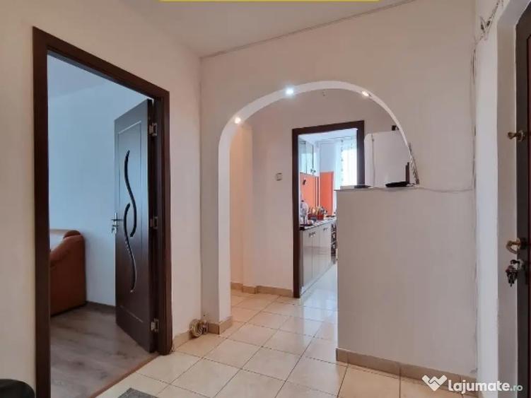 Apartament 2 camere de inchiriat zona Tic Tac - 1