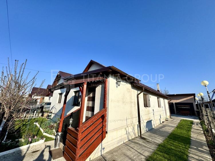 Se vinde “acasa”, 4 camere decomandate, panouri+baterii, teren 397mp,m - 1