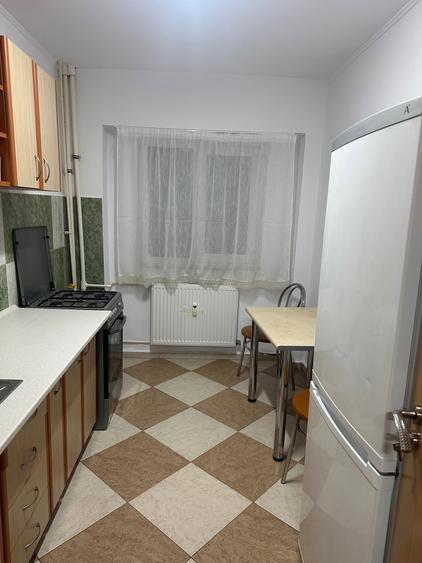 Apartament de inchiriat Sector 6 - 8