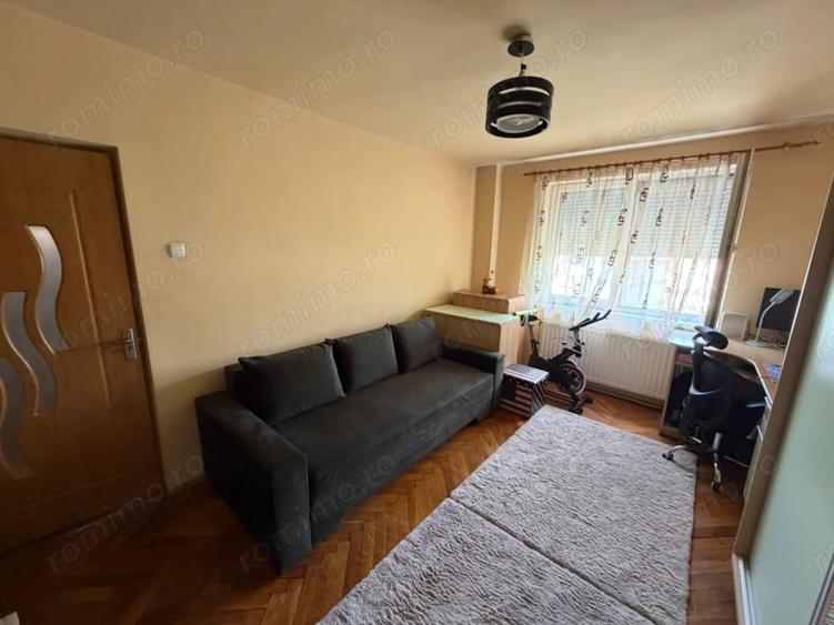 Apartament 2 camere, decomandat - zona Cetate - 10