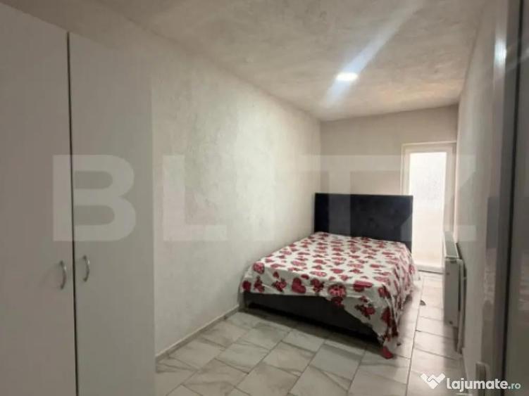 Apartament 2 camere, decomandat, zona 9Mai - 4