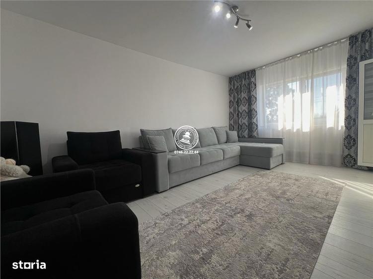 Apartament 3 camere de vanzare C.U.G., - 1