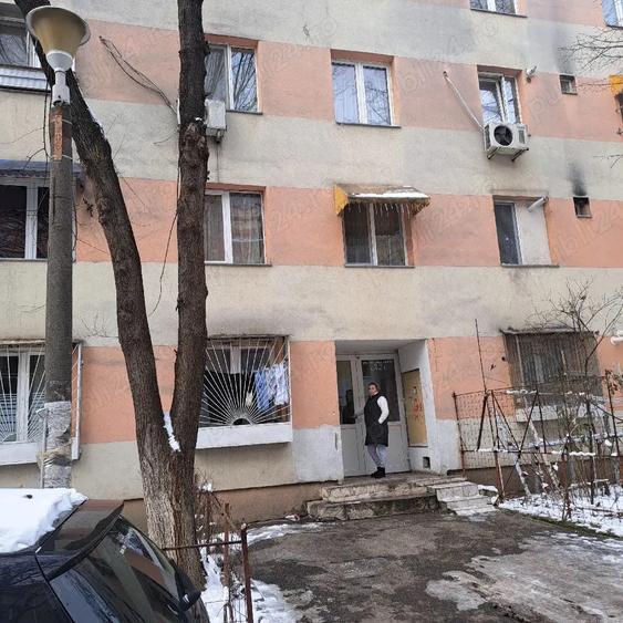 vand apartament 2 camere confort 3 Baicului - 1