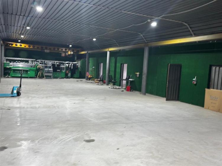 Hala de 400 mp si 100 mp birouri in Ploiesti, zona Mihai Bravu . - 6