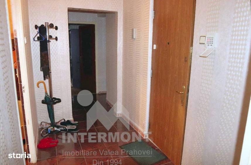 Apartament 3 camere - Etaj 1 - 2 bai - Centrala - Mobilat - 9