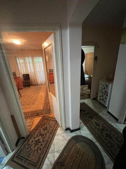 Apartament 3 camere decomandat etaj 4/4, zona vest, bloc fara risc seismic - 8