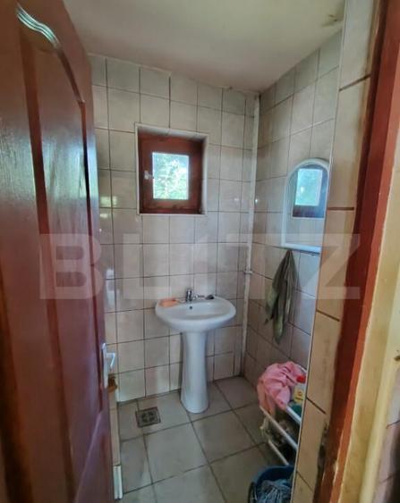 Casa renovabila 2,2 arii taren in Raciu - 2
