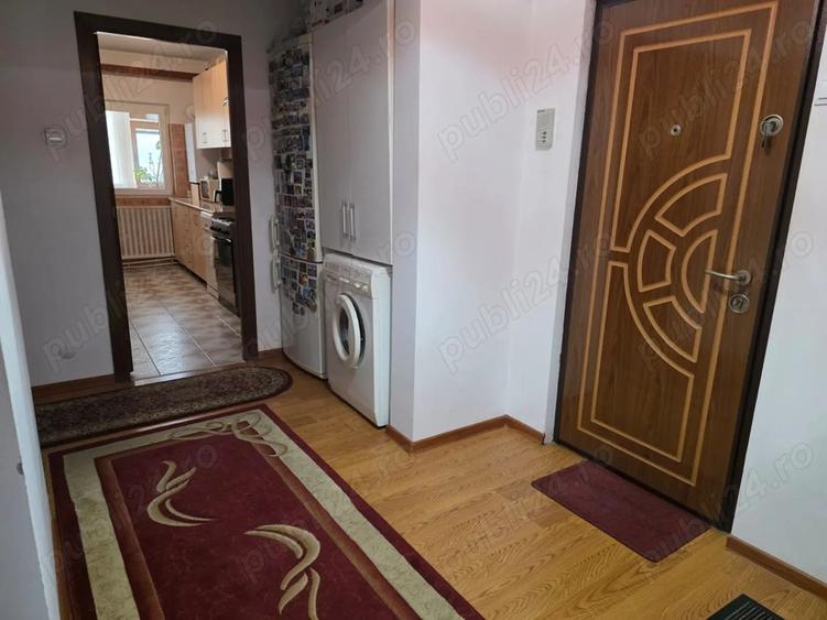 Apartament decomandat 3 camere, 65 m2, etaj 4, Zona Ultracentrala, oras statiune Tg Ocna - 8