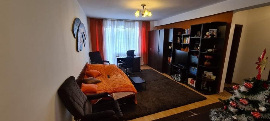 Vând apartament 1 cameră, Mărăști, Henri Barbusse, garaj inclus în preț - 15