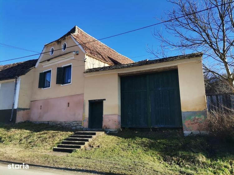 Casa saseasca de vanzare in Richis - 2